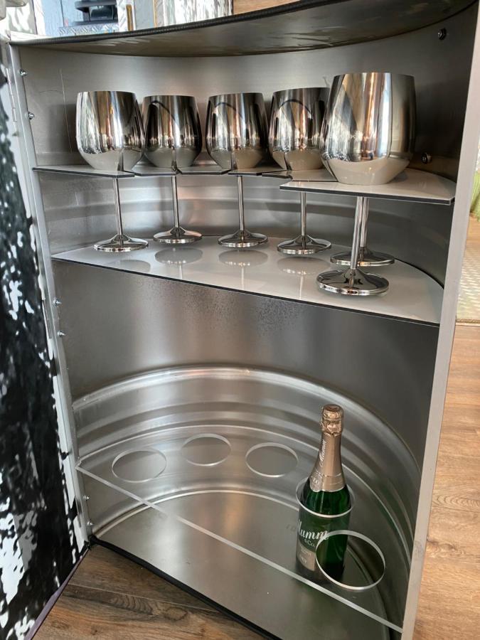 Gleis 2, Waggon Mit Ofen, Optional Mit Whirlpool Und Sauna Dahlem  Exterior photo